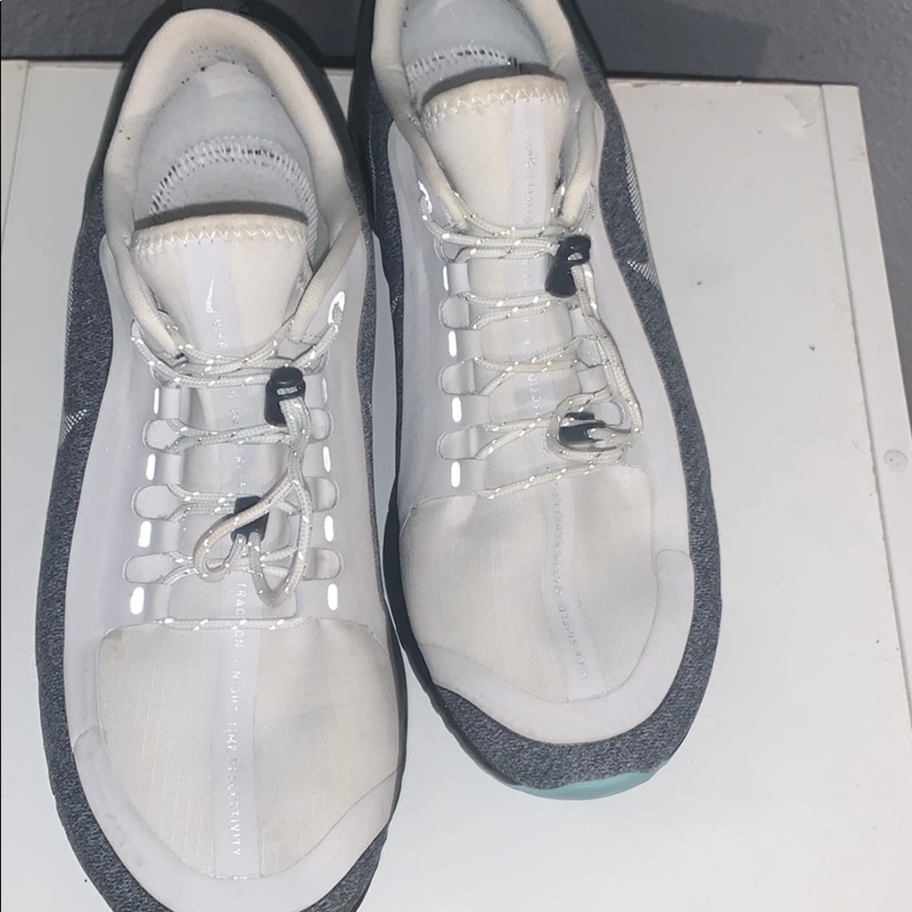 react Nike shield water proof Reflective